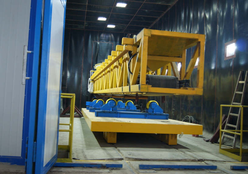 Inner wall four-axis sandblasting robot