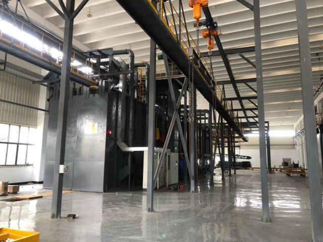 Product chain hanging conveyor blasting chamber